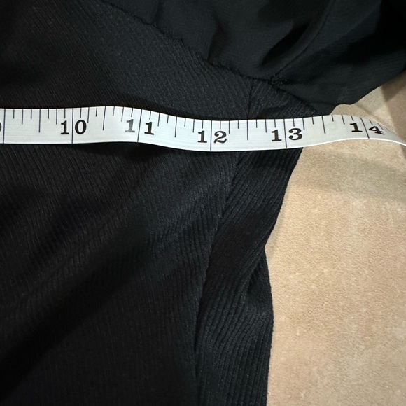 EUC rue 21 Crop Top - Picture 12 of 14